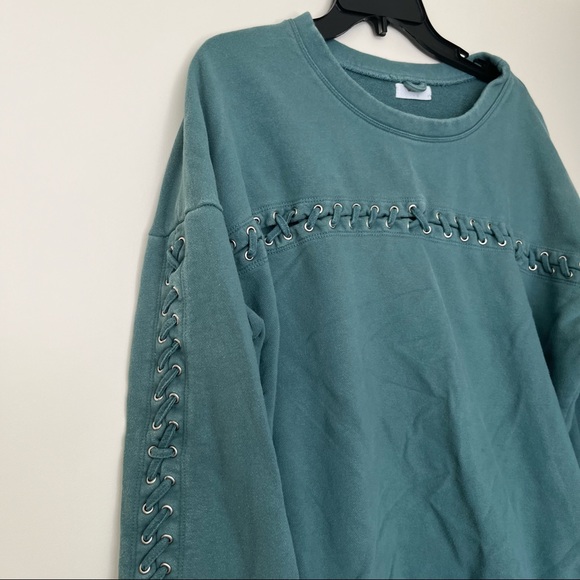 Mikoh Sweatshirt - Picture 4 of 13